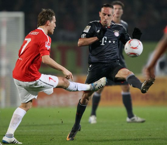 球队还是球 球队还是球