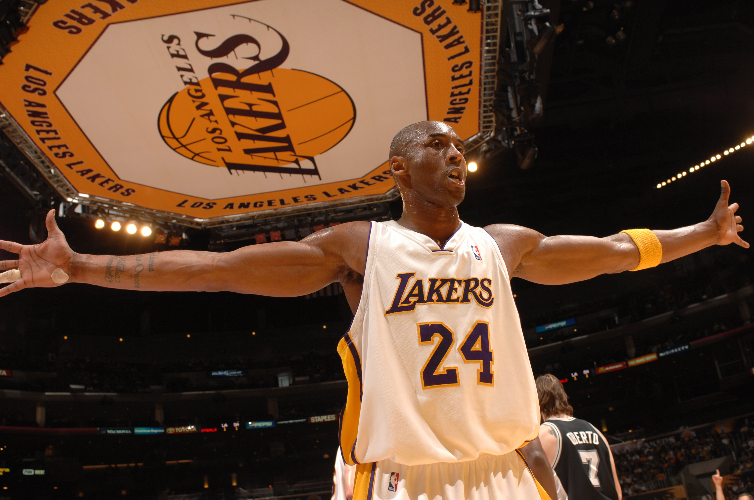 在线健身教 在线健身教