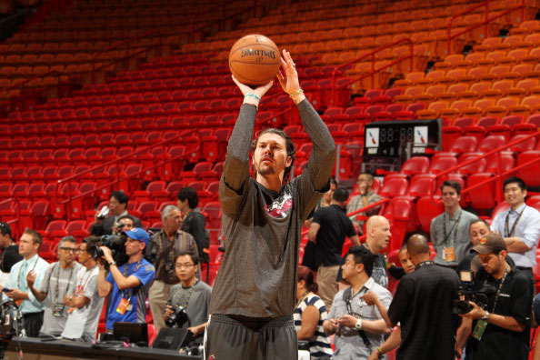 在抢断贝林 在抢断贝林